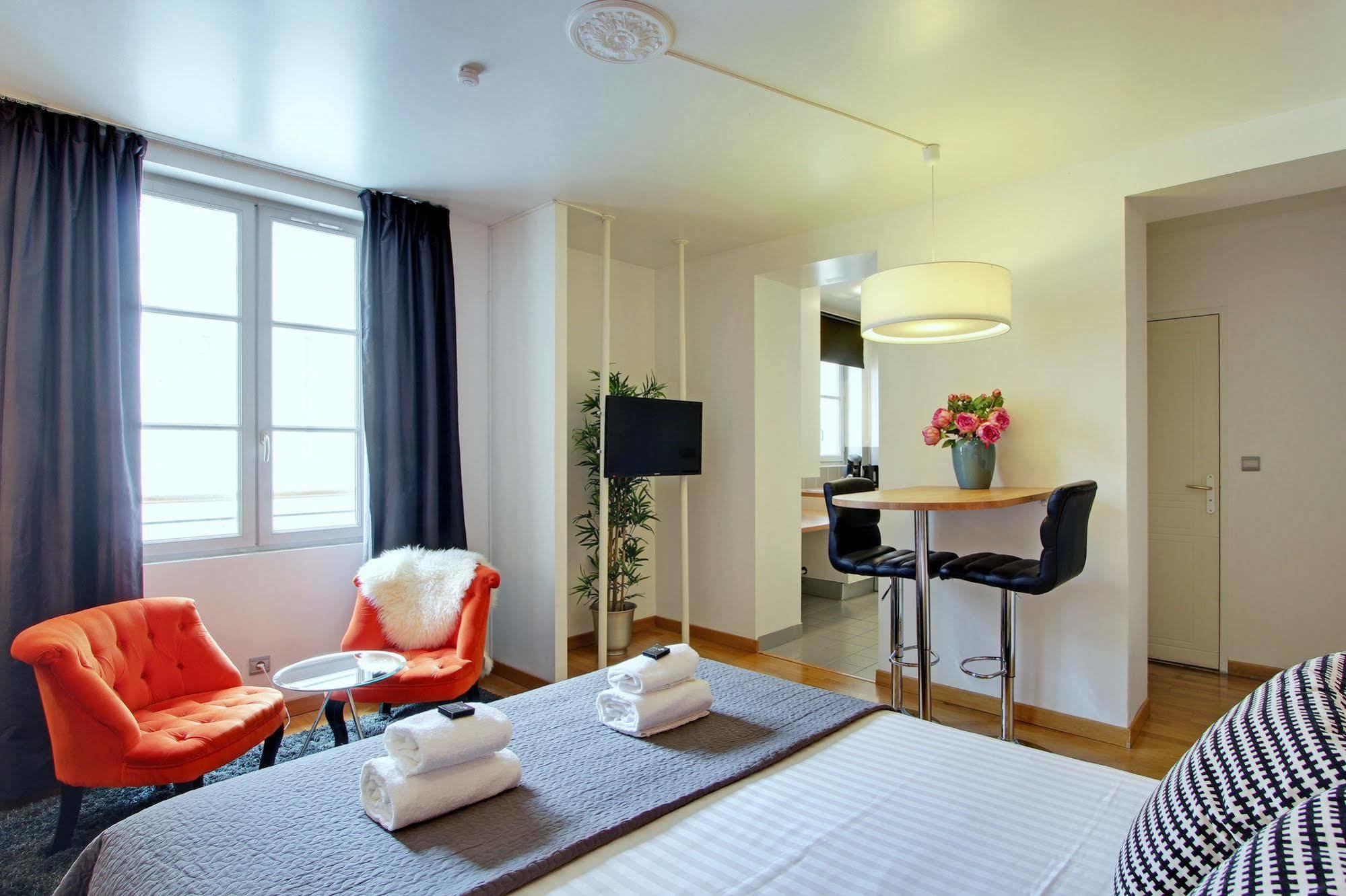 Short Stay Group Museum View Serviced Apartments パリ エクステリア 写真