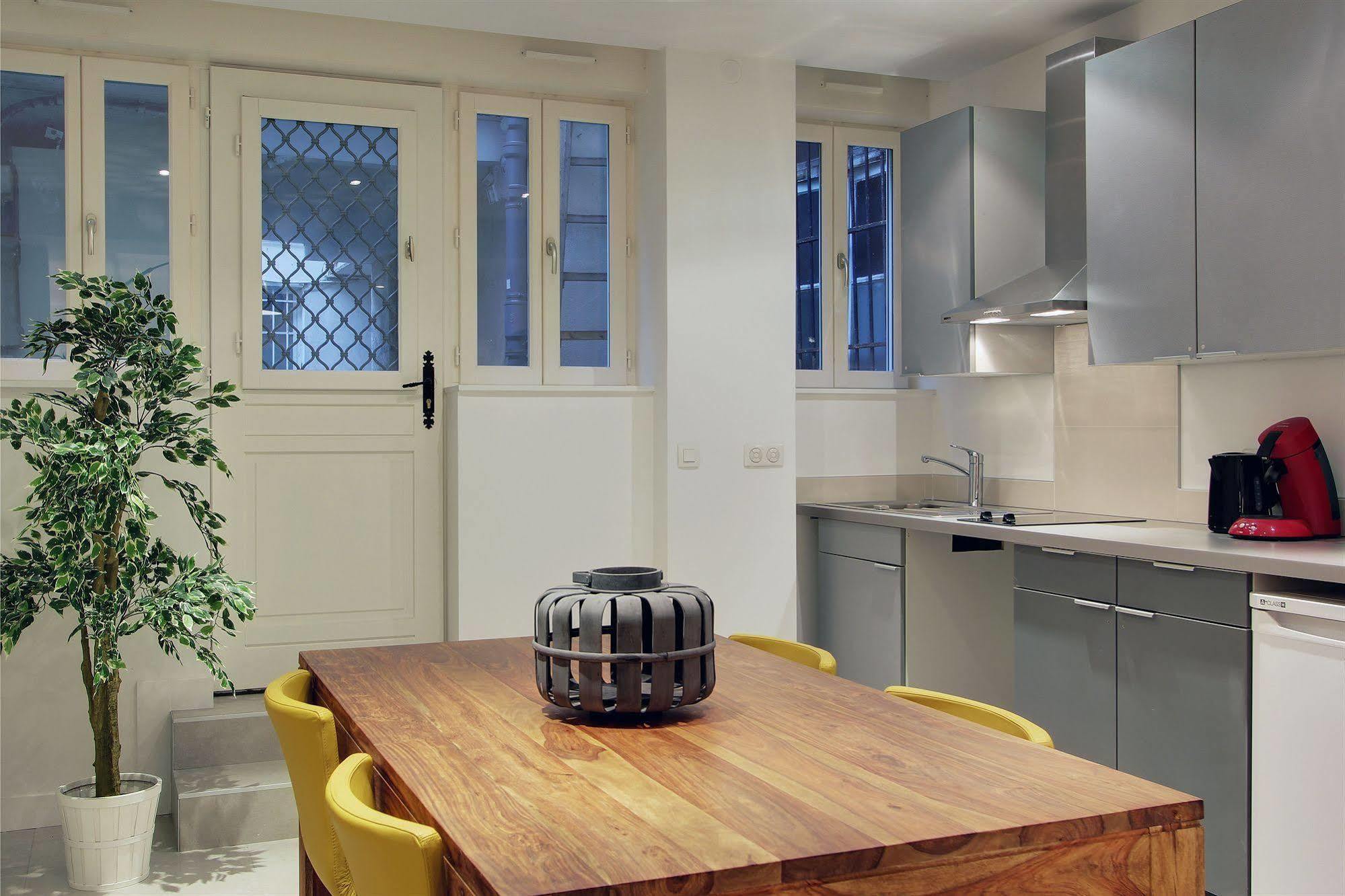 Short Stay Group Museum View Serviced Apartments パリ エクステリア 写真