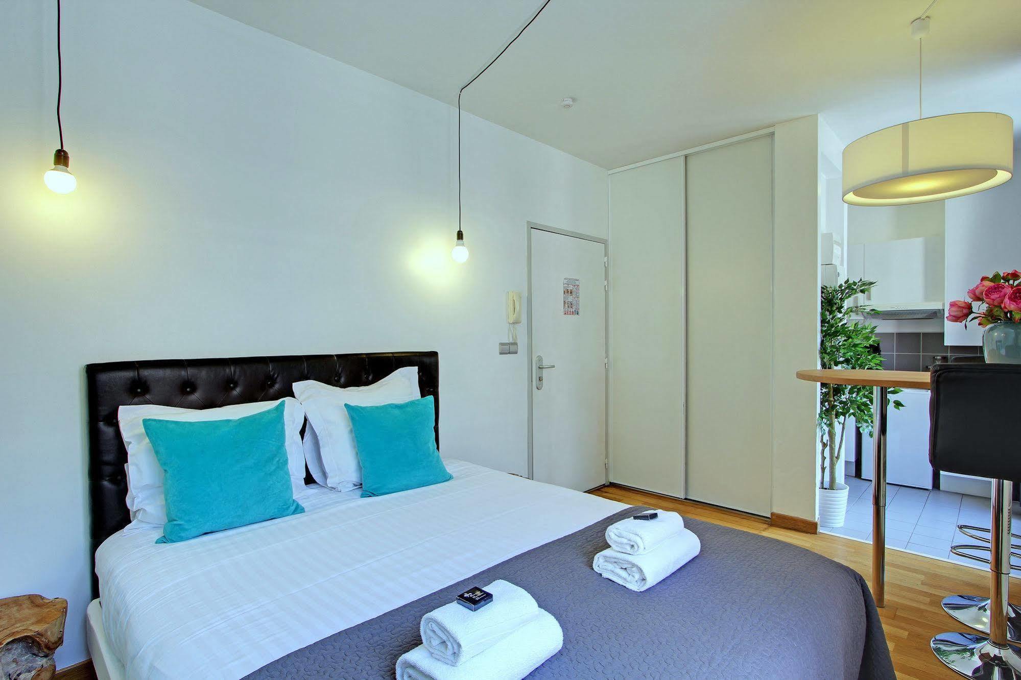 Short Stay Group Museum View Serviced Apartments パリ エクステリア 写真